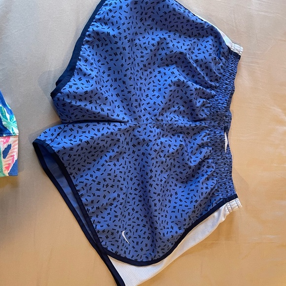 Bundle 4 Nike Shorts - Picture 6 of 7